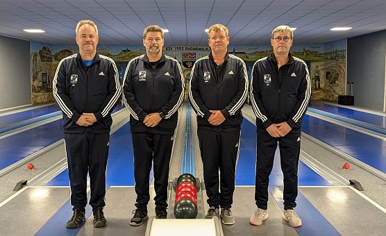 Senioren KSV92 v.l.n.r. Herzau; Arnold; Gensch; Schröder (Foto: Privat) Senioren KSV92 v.l.n.r. Herzau; Arnold; Gensch; Schröder (Foto: Privat)