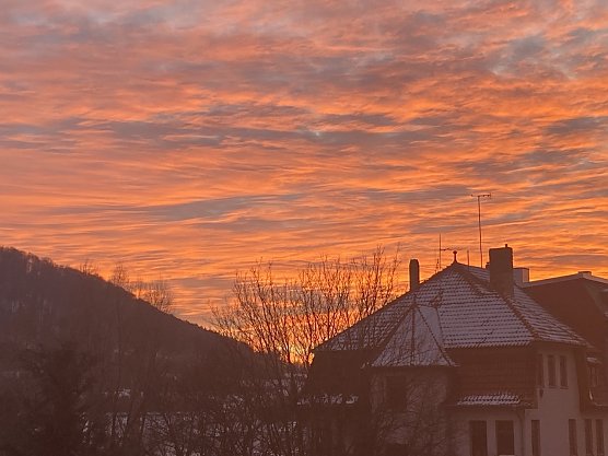 Sonnenuntergang in Sondershausen Einm&uuml;ndung Schillerstra&szlig;e zur August-Bebel-Stra&szlig;e (Foto: Wolfgang Lehmann)
