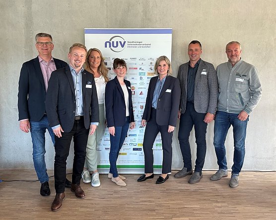 NUV-Vorstand: Andr&eacute; Materlik, Marcel K&uuml;bler, Carina Schmidt-Pf&ouml;rtner, Claudia Rheinl&auml;nder (Gesch&auml;ftsf&uuml;hrerin), Ricarda Adam (Schatzmeisterin), Niels Neu (Vorstandsvorsitzender), Uwe Lier (Foto: &copy; NUV)
