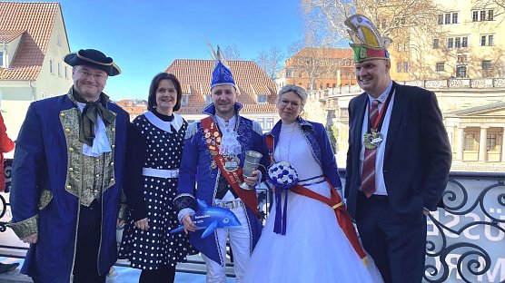 v.li.n.re. Landtagsabgeordneter Stefan Schard (CDU); Landr&auml;tin Antje Hochwind-Schneider (SPD); das Th&uuml;ringer Landespaar 2025; B&uuml;rgermeister der Stadt Sondershausen Steffen Grimm (Foto: Eva Maria Wiegand)