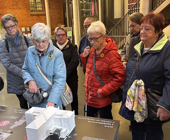 Auf den Spuren der Geschichte in Erfurt in Gedenk- und Bildungsst&auml;tte (Andreasstr. 37a) (Foto: Wolfgang Rasch)