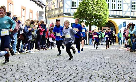 2. Lauf beim Drei Türme Lauf in Bad Langensalza (Foto: Eva Maria Wiegand) 2. Lauf beim Drei Türme Lauf in Bad Langensalza (Foto: Eva Maria Wiegand)