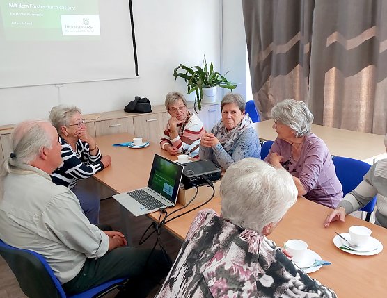 Revierf&ouml;rster Ralf Hubert bei den Senioren von Jecha im Haus der Vereine (Foto: Dittrich)