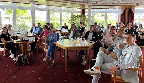 Erfolgreiches 13. Unternehmerfr&uuml;hst&uuml;ck (Foto: LRA Kyffh&auml;userkreis / Celine Appenrodt)