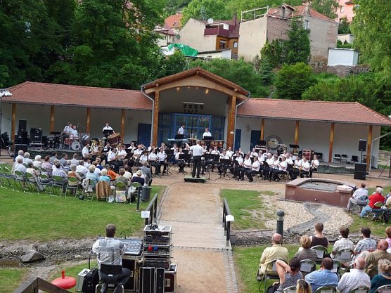 Benefizkonzert Bad Frankenhausen (Foto: Karl-Heinz Herrmann) Benefizkonzert Bad Frankenhausen (Foto: Karl-Heinz Herrmann)