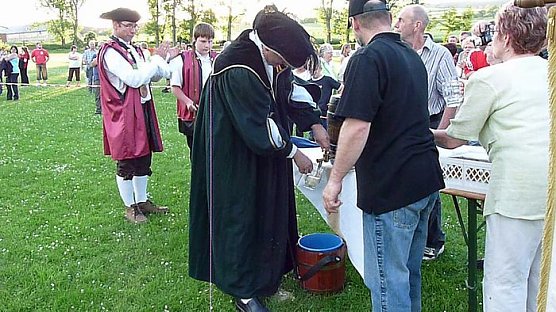 Gr&ouml;&szlig;ter Besen der Welt (Foto: Karl-Heinz Herrmann)