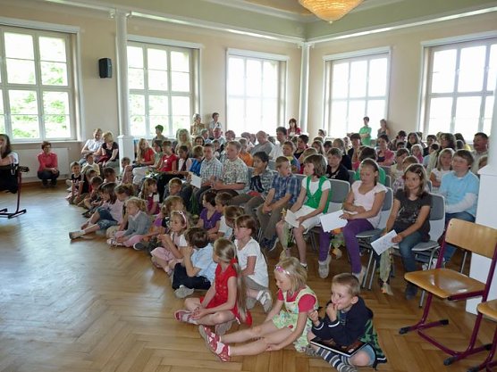 Verabschiedung 4. Klassen (Foto: Karl-Heinz Herrmann)