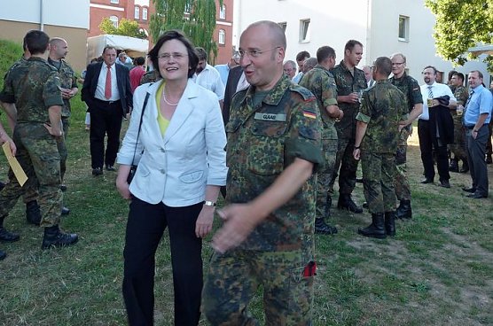 Lieberknecht bei Bundeswehr (Foto: Karl-Heinz Herrmann)