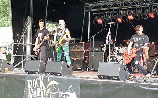 Rock am Teich (Foto: Karl-Heinz Herrmann)