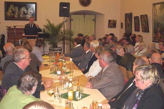 Festveranstaltung in Bendeleben (Foto: Andreas Schmölling) Festveranstaltung in Bendeleben (Foto: Andreas Schmölling)