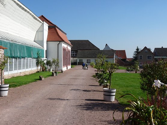 Einräumen in Bendeleben (Foto: Karl-Heinz Herrmann) Einräumen in Bendeleben (Foto: Karl-Heinz Herrmann)