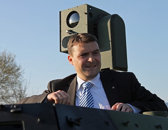 Kurth in Panzer (Foto: FDP) Kurth in Panzer (Foto: FDP)