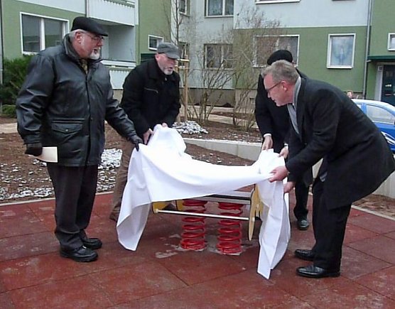 Quartier Am Schlosspark &uuml;bergeben (Foto: Karl-Heinz Herrmann)