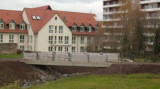 Neue Br&uuml;cke &uuml;ber die Bebra (Foto: Karl-Heinz Herrmann)