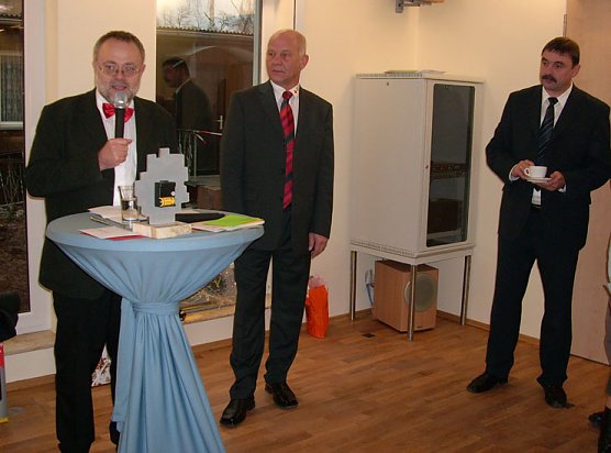 Landrat Hengstermann (CDU) bei Einweihung neuer Rettungswache (Foto: Karl-Heinz Herrmann)