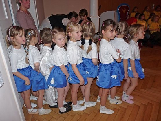 Weihnachten in der Kollwitz-Schule (Foto: Karl-Heinz Herrmann) Weihnachten in der Kollwitz-Schule (Foto: Karl-Heinz Herrmann)