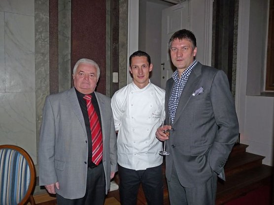 Im Schlossrestaurant Sondershausen (Foto: Karl-Heinz Herrmann) Im Schlossrestaurant Sondershausen (Foto: Karl-Heinz Herrmann)