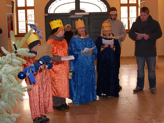 Sternensinger im Landratsamt 2008 (Foto: Karl-Heinz Herrmann)