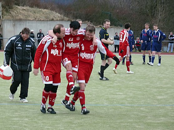 Eintracht gegen Petersh&uuml;tte (Foto: Karl-Heinz Herrmann)
