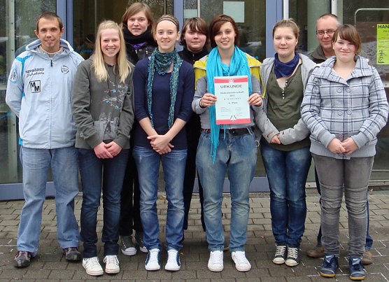 würdig vertreten (Foto: VfB Oldisleben) würdig vertreten (Foto: VfB Oldisleben)