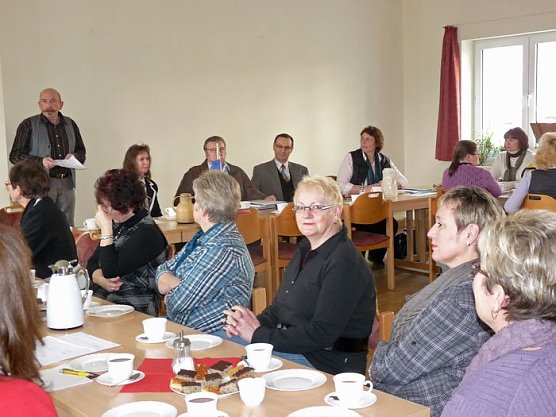 Erste Bescheide (Foto: Karl-Heinz Herrmann)