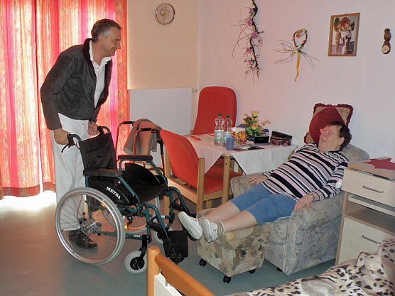 SPD-Praxistag (Foto: SPD Wahlkreisbüro Lemme) SPD-Praxistag (Foto: SPD Wahlkreisbüro Lemme)