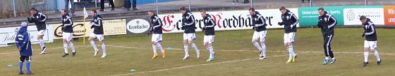 Bild: Aufw&auml;rmen der Startelf von Wacker Nordhausen
