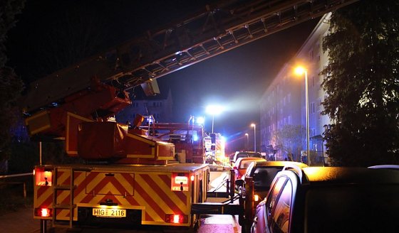 Bild: Einsatz bei Wohnungsbrand