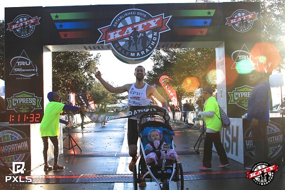 Bild: Halbmarathon mit Kinderwagen
