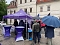 Einmal essen, zweimal satt. Suppenverteilung mit Landr&auml;tin auf dem Sondersh&auml;user Marktplatz