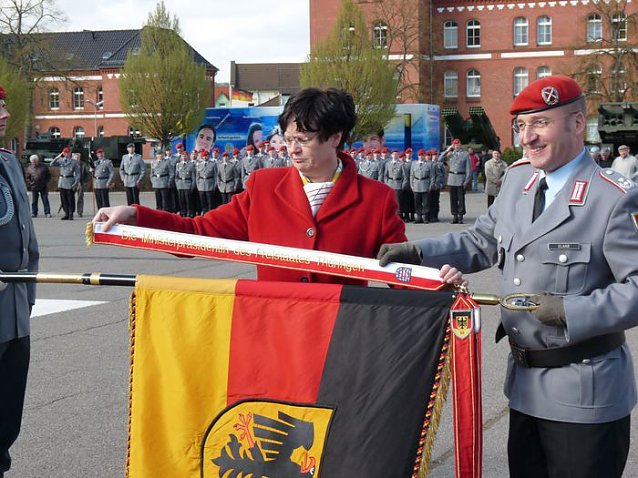 Bild: Fahnenband verliehen