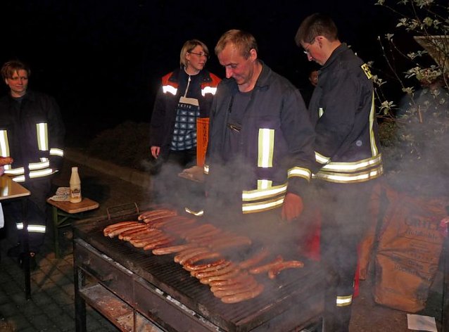 Bild: Osterfeuer &Ouml;stertal