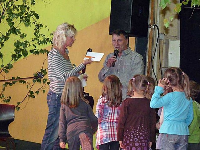 Bild: Fr&uuml;hlingsfest gefeiert