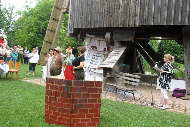 Bild: Buntes Treiben an M&uuml;hle Langenroda