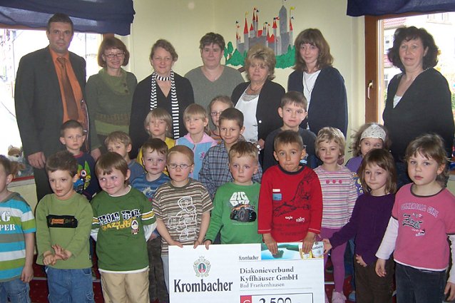 Bild: Spende Krombacher Brauerei an Kindergarten Artern