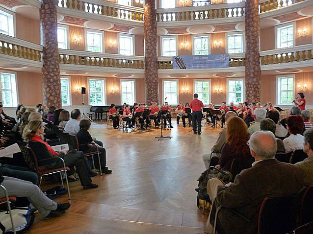 Bild: Landesmusikfest der Zupfmusiker