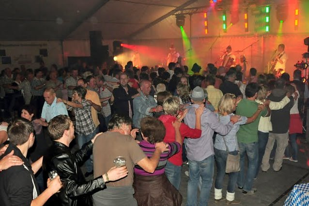 Bild: H&ouml;hepunkt beim Oktoberfest (1)