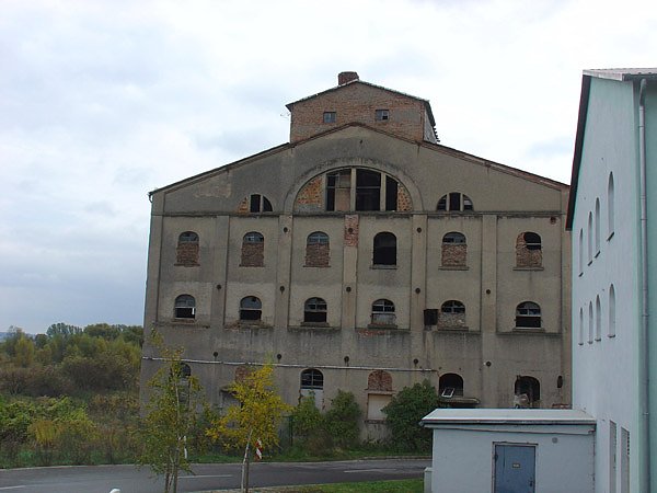 Bild: Fabrikruine Berka