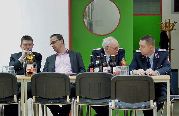 Bild: Kameraden diskutierten zahlreich mit