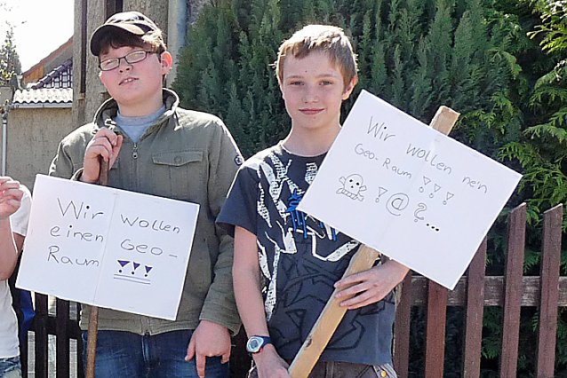 Bild: Regelschule &uuml;bergeben