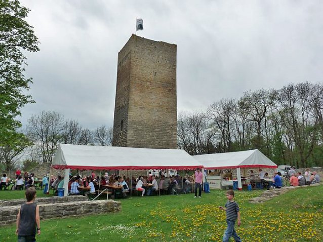 Bild: Fr&uuml;hlingsfest an der Sachsenburg