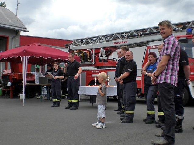 Bild: Feuerwehrjugend im Einsatz