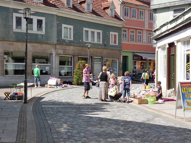 Bild: Kindertr&ouml;delmarkt im Gl&uuml;ck