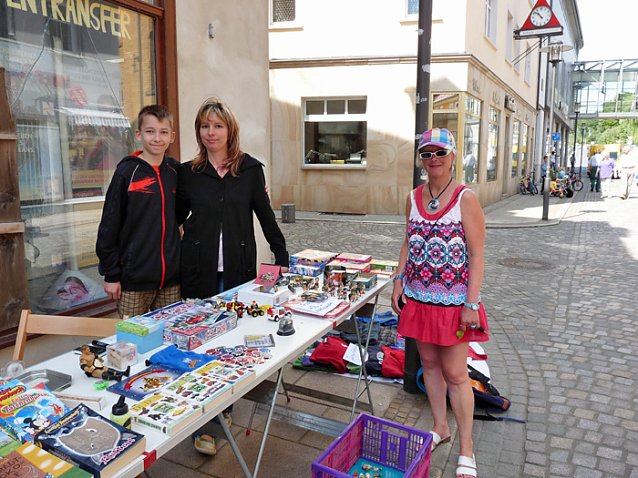 Bild: Kindertr&ouml;delmarkt im Gl&uuml;ck