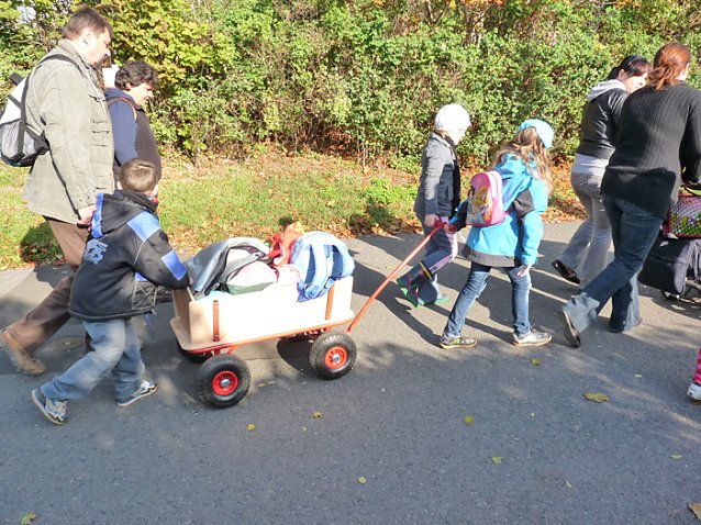 Bild: Wandern in Familie