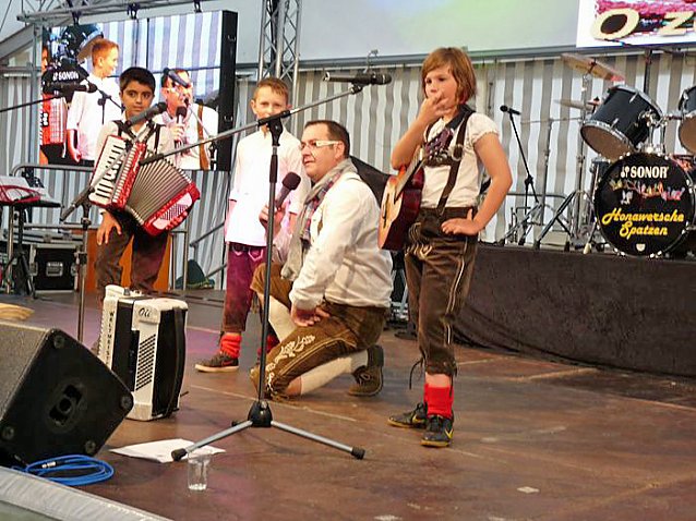 Bild: Volle H&uuml;tte