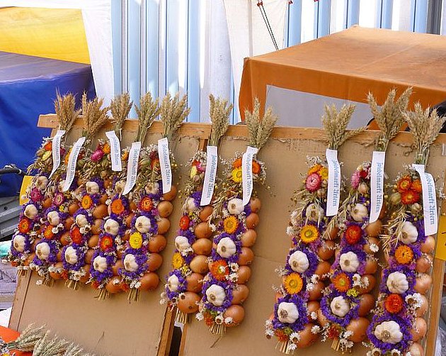 Bild: Zwiebelmarkt in Artern,