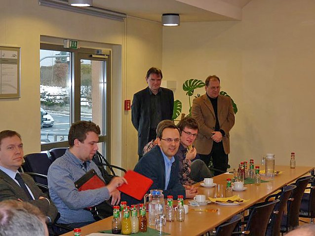 Bild: Rege diskutiert