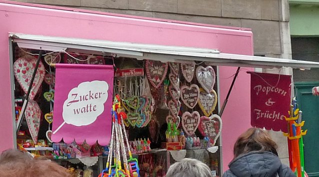 Bild: Oster- oder doch Weihnachtsmarkt?
