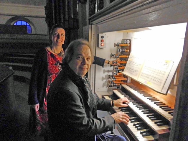 Bild: Zugunsten der alten Dame